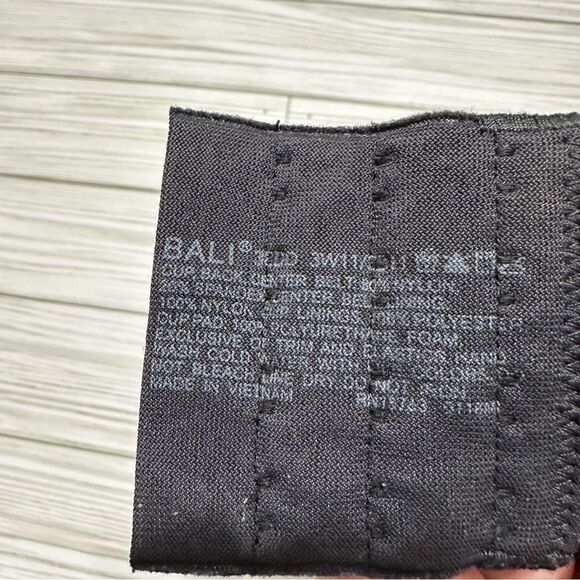 BALI SOLID BLACK LINED BRA 38DD - Picture 9 of 11